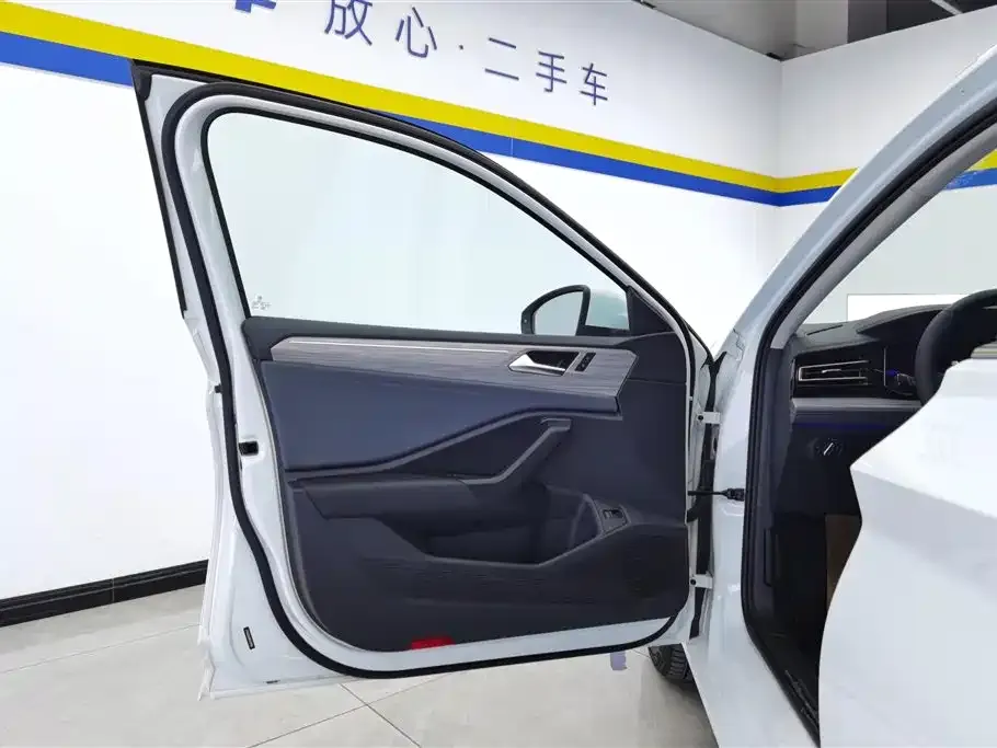 Volkswagen Sagitar 2024 из CN, фото 7