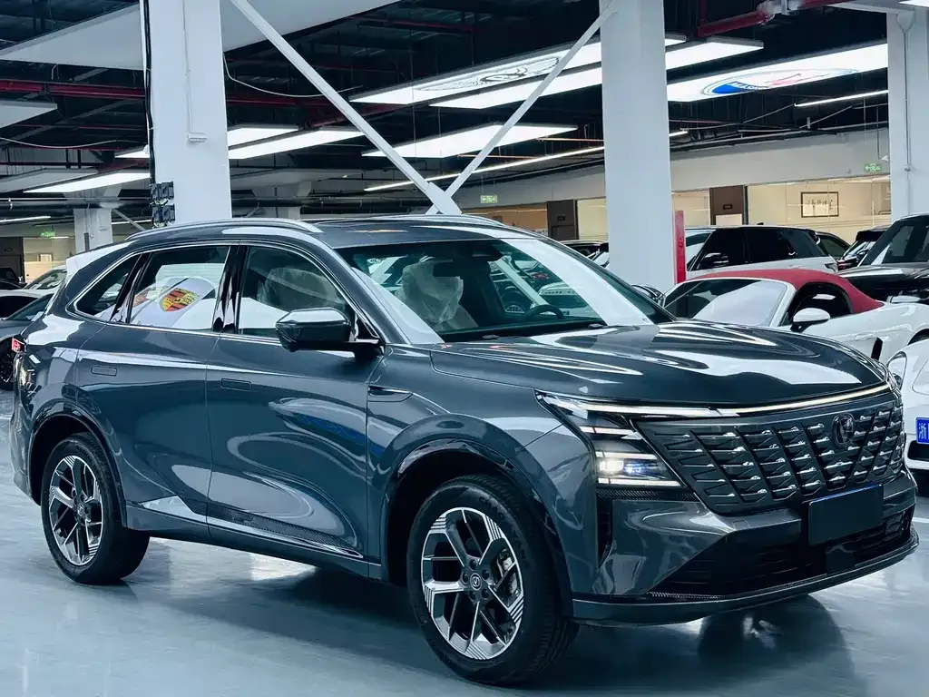 Changan CS75PLUS 2025 из CN, фото 3