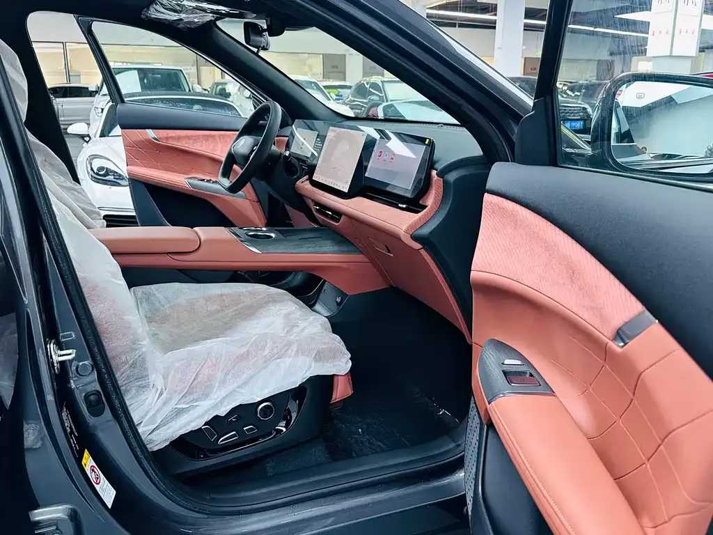 Changan CS75PLUS 2025 из CN, фото 8
