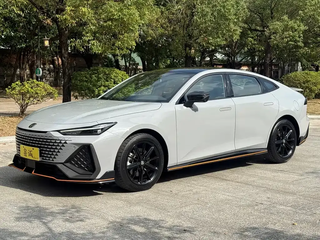 Changan UNI-V 2022 из CN, фото 1