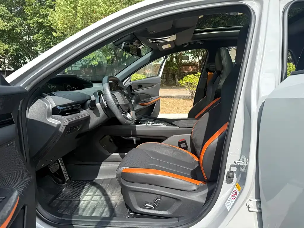 Changan UNI-V 2022 из CN, фото 8