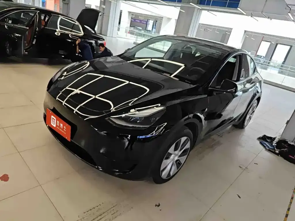 Tesla Model Y 2023 из CN, фото 1