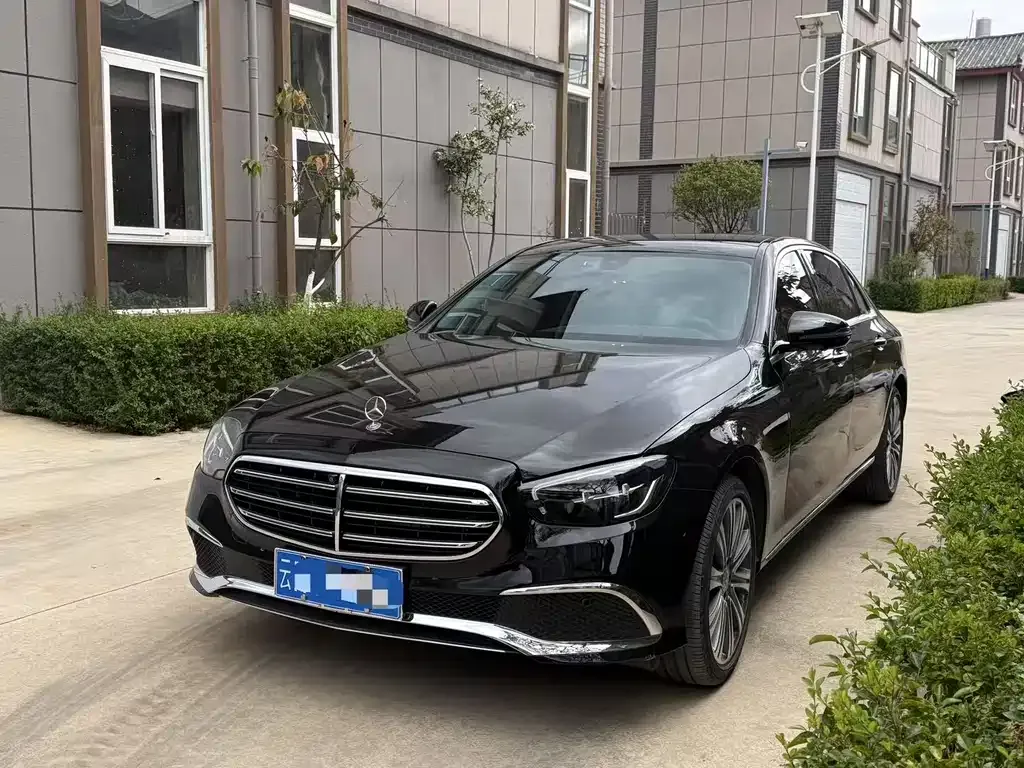 Mercedes-Benz E-Class 2023 из CN, фото 1