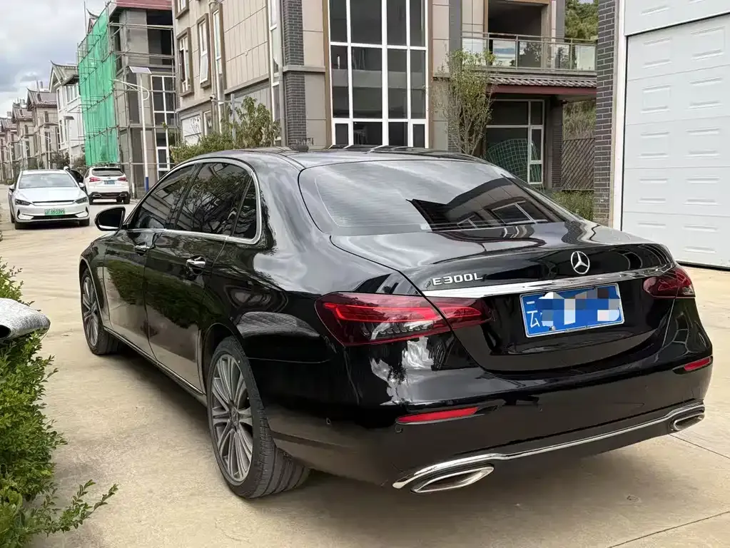 Mercedes-Benz E-Class 2023 из CN, фото 4