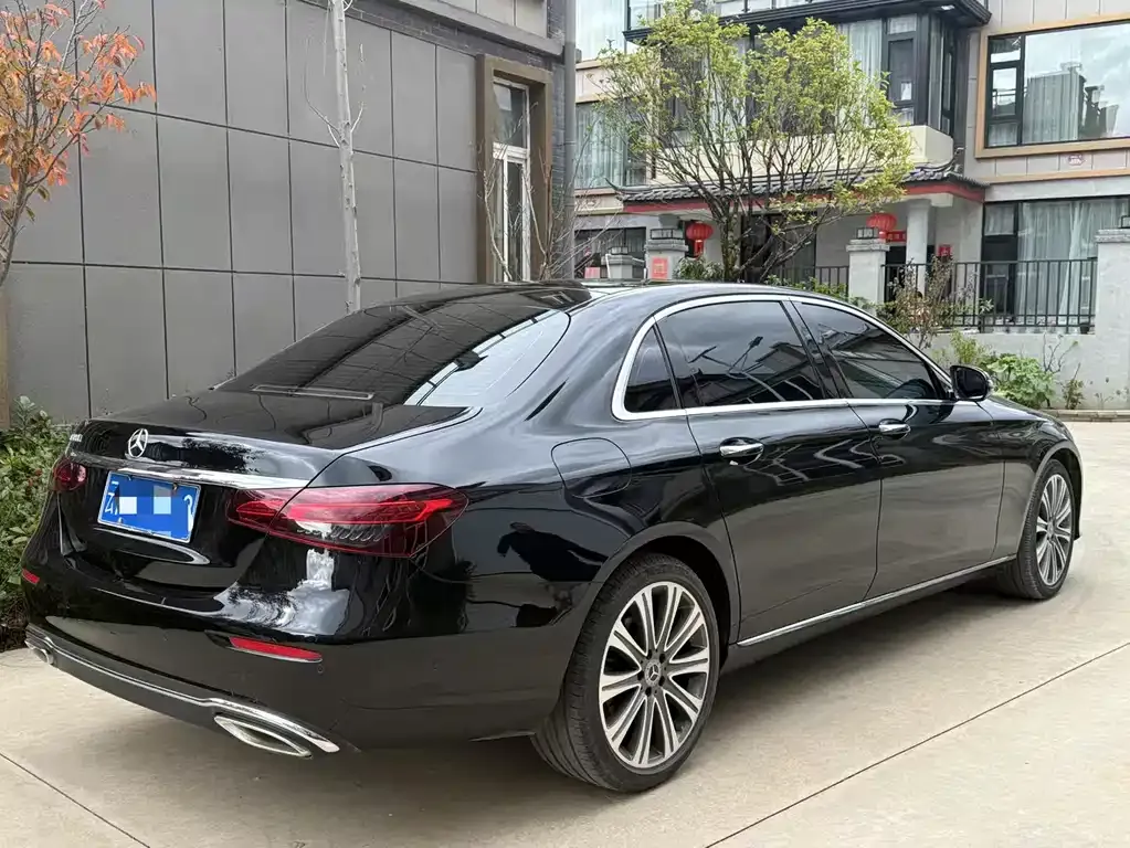 Mercedes-Benz E-Class 2023 из CN, фото 6