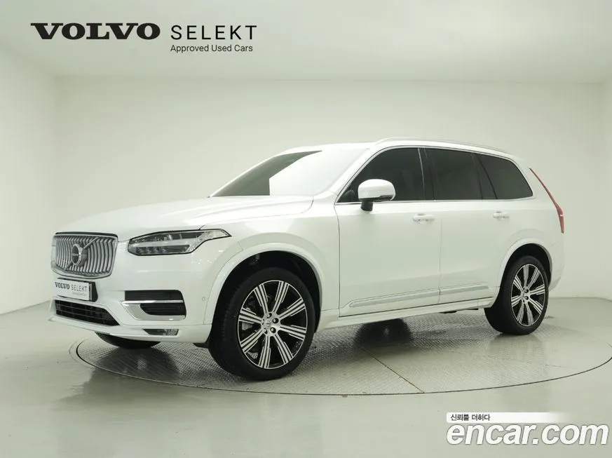 Volvo XC90 — фото 1