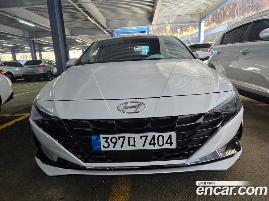 Hyundai AVANTE — фото 1