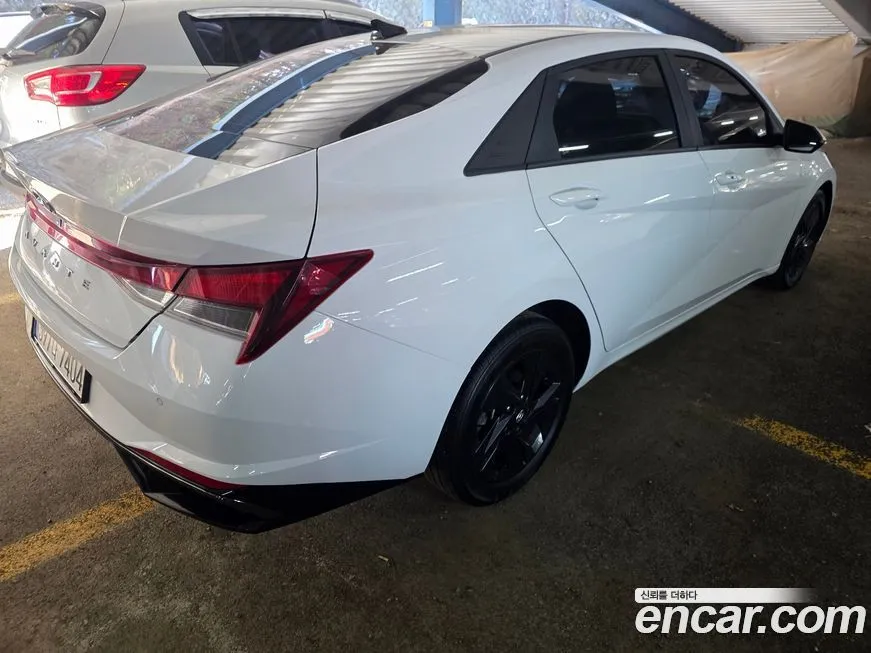 Hyundai AVANTE — фото 4