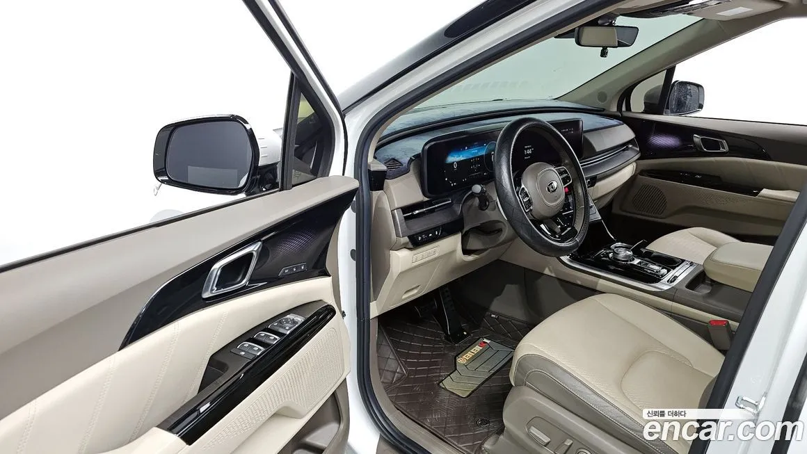 Kia Carnival — фото 10