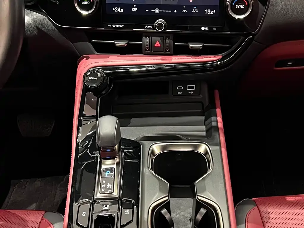 Lexus NX 2024 из CN, фото 8