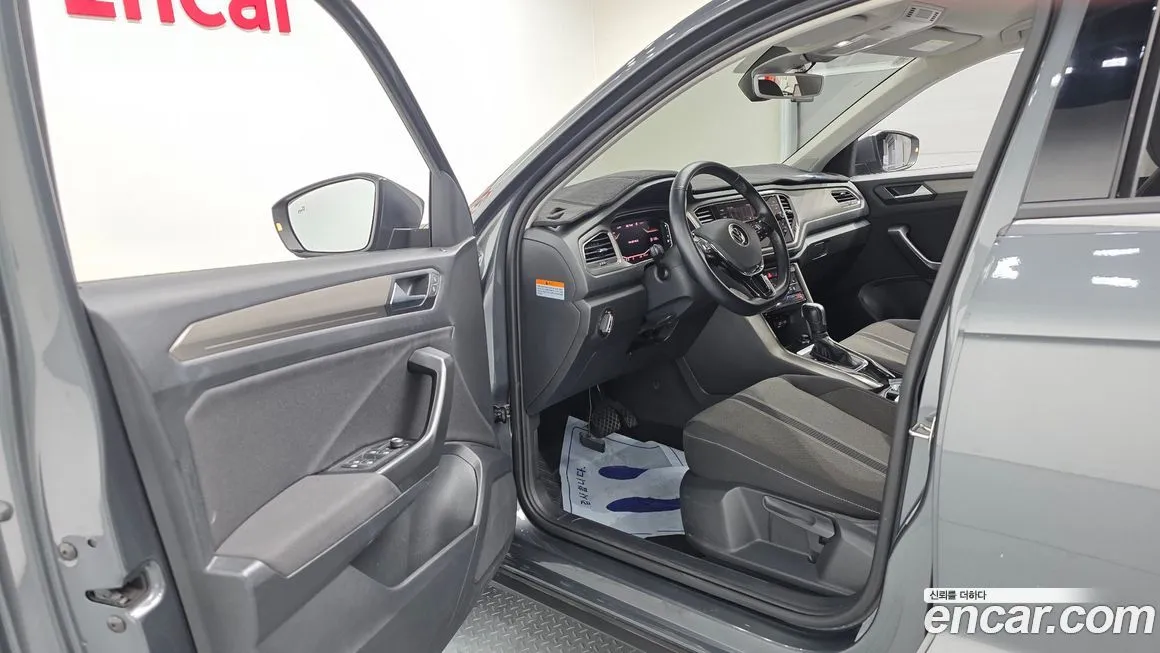 Volkswagen T-Roc 2021 из KR, фото 10