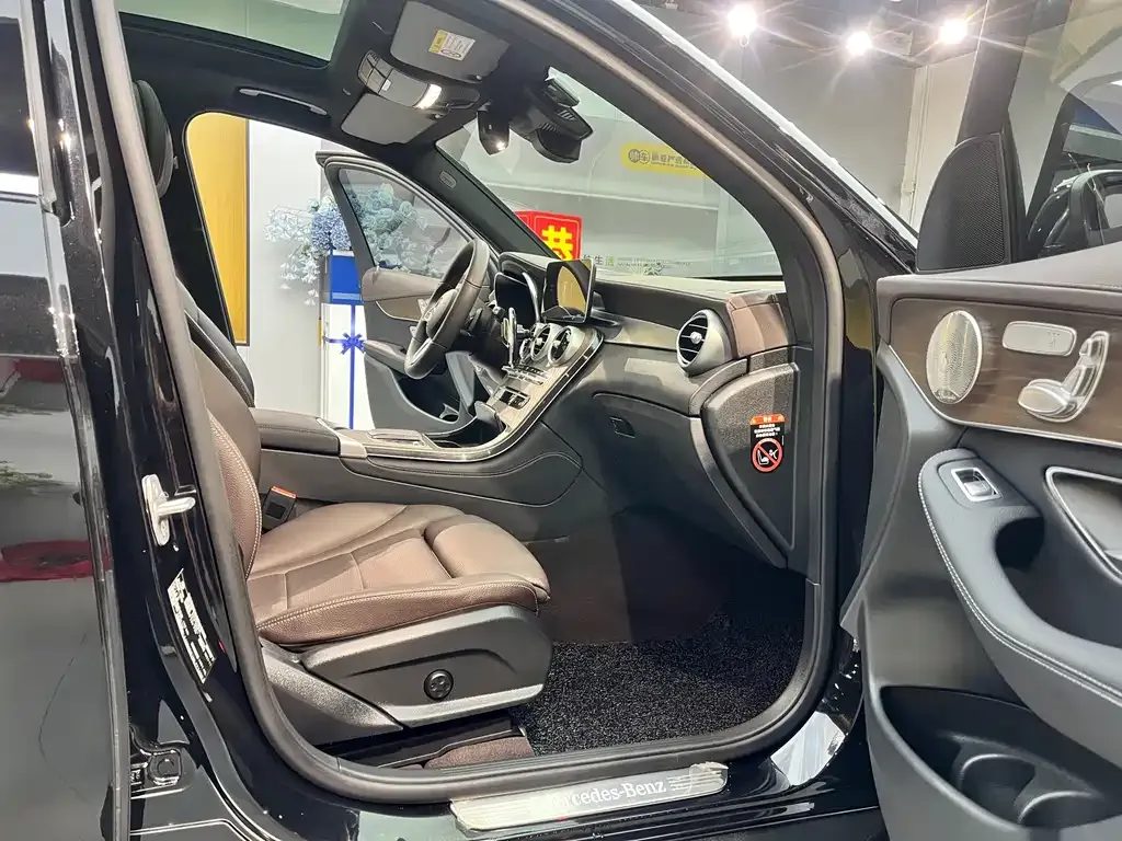 Mercedes-Benz GLC 2022 из CN, фото 10