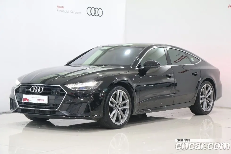 Audi A7 — фото 1