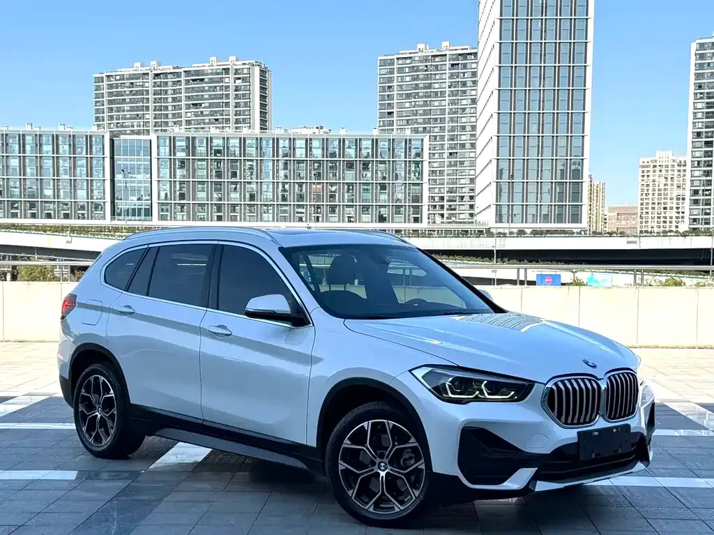 BMW X1 2022 из CN, фото 3