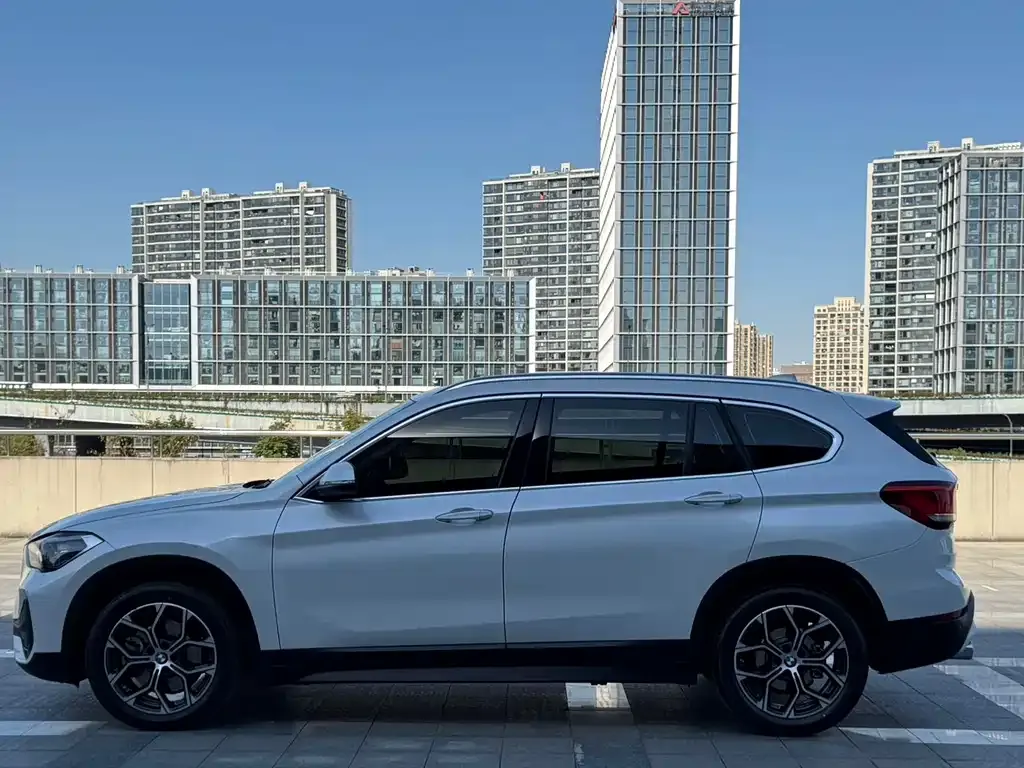 BMW X1 2022 из CN, фото 4