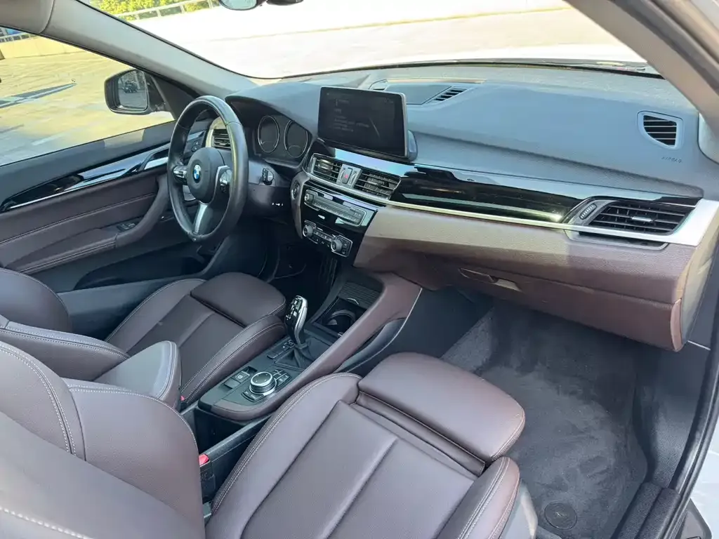 BMW X1 2022 из CN, фото 8