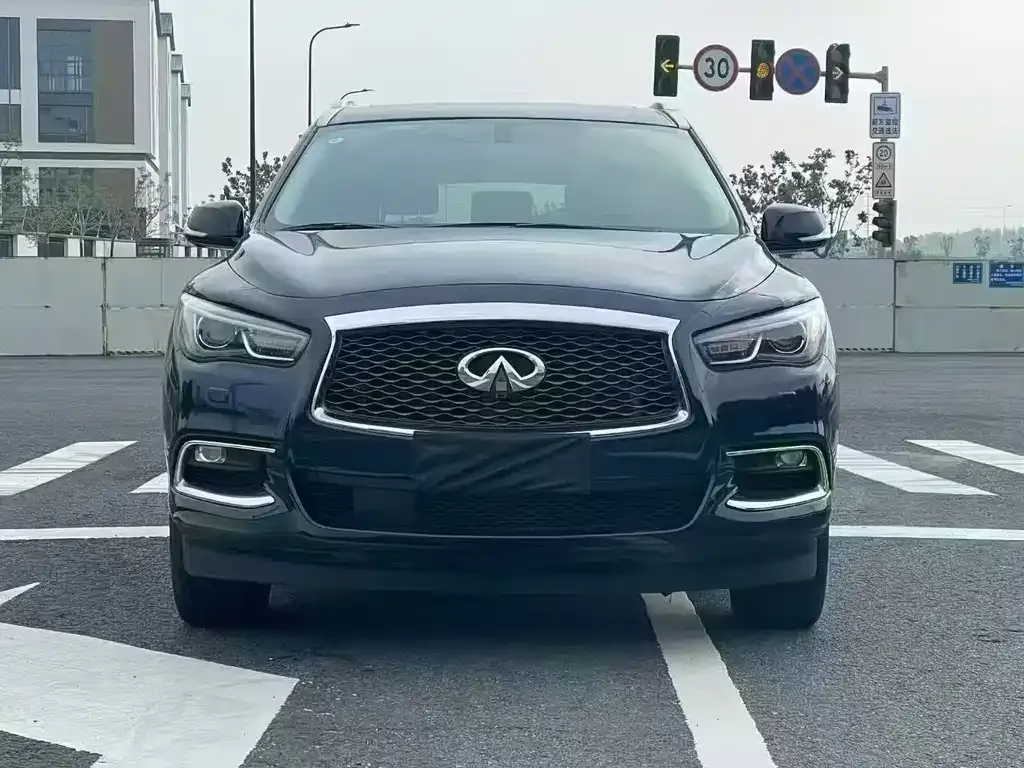 Infiniti QX60 (Import) — фото 1