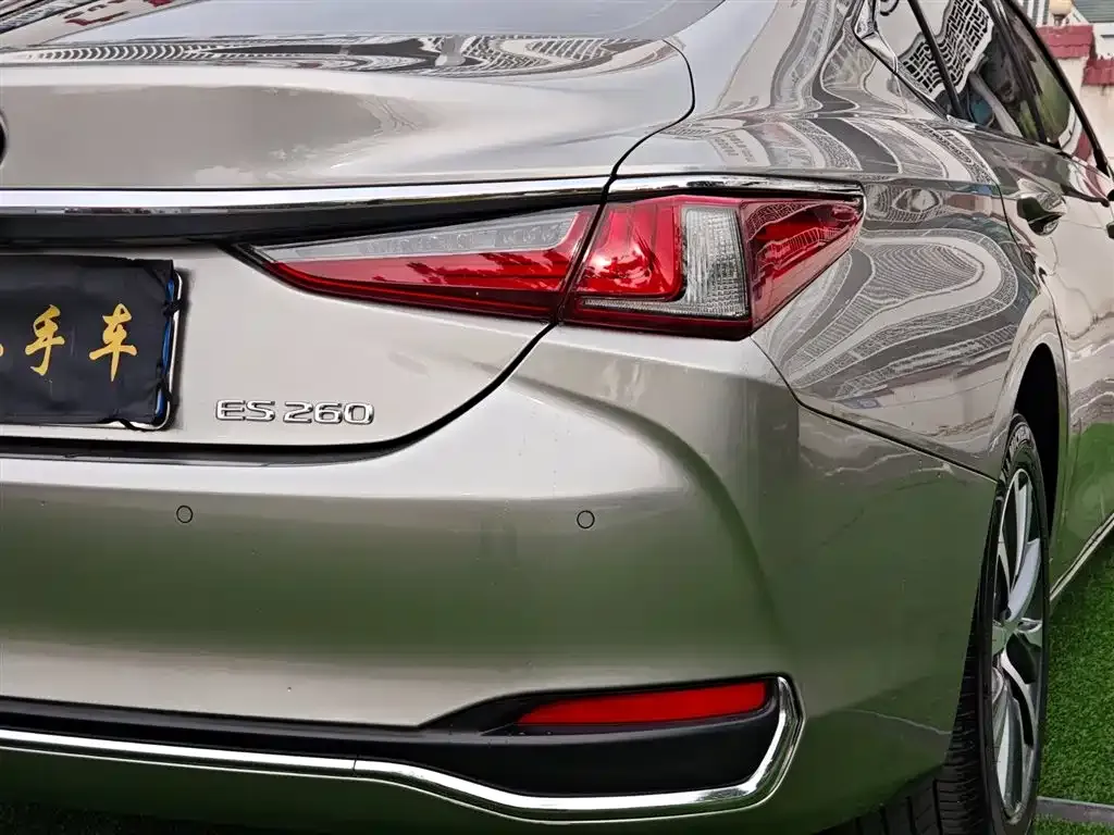 Lexus ES 2021 из CN, фото 10