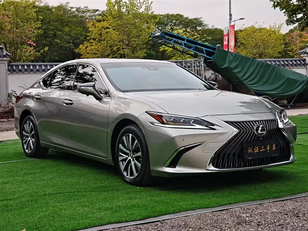 Lexus ES 2021 из CN, фото 3