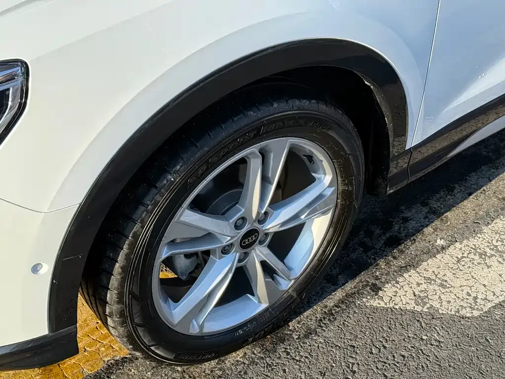 Audi Q3 2021 из CN, фото 5