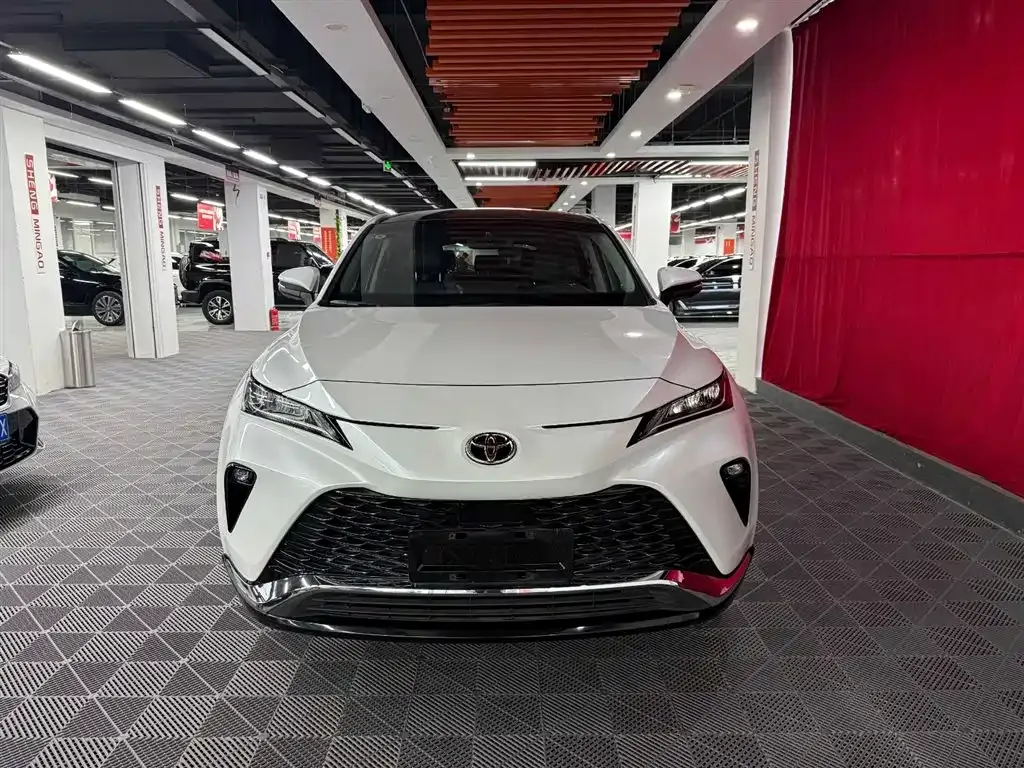 Toyota Venza 2024 из CN, фото 2