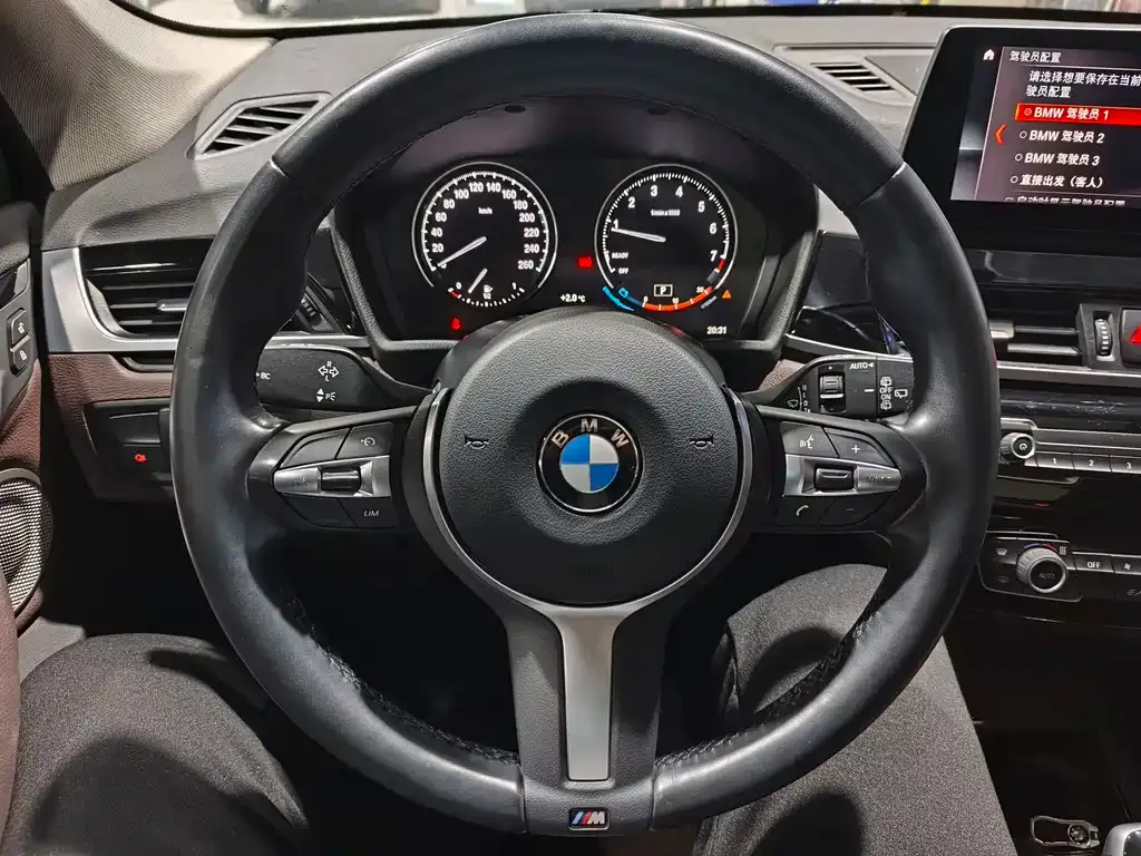 BMW X1 2021 из CN, фото 10