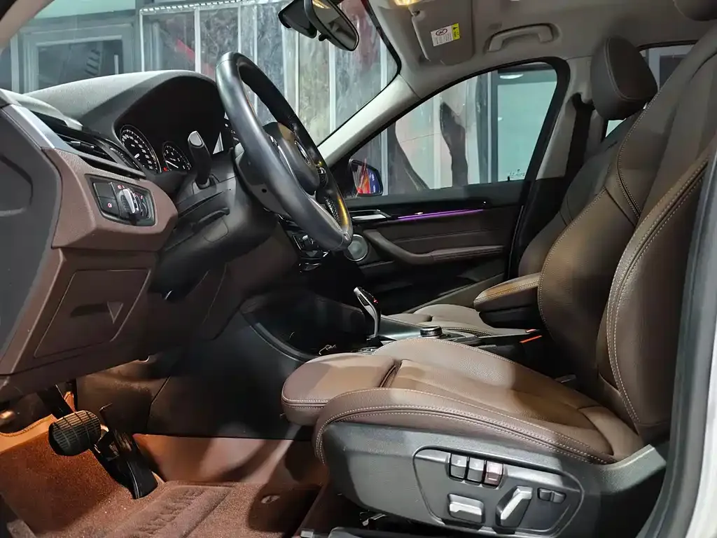 BMW X1 2021 из CN, фото 4