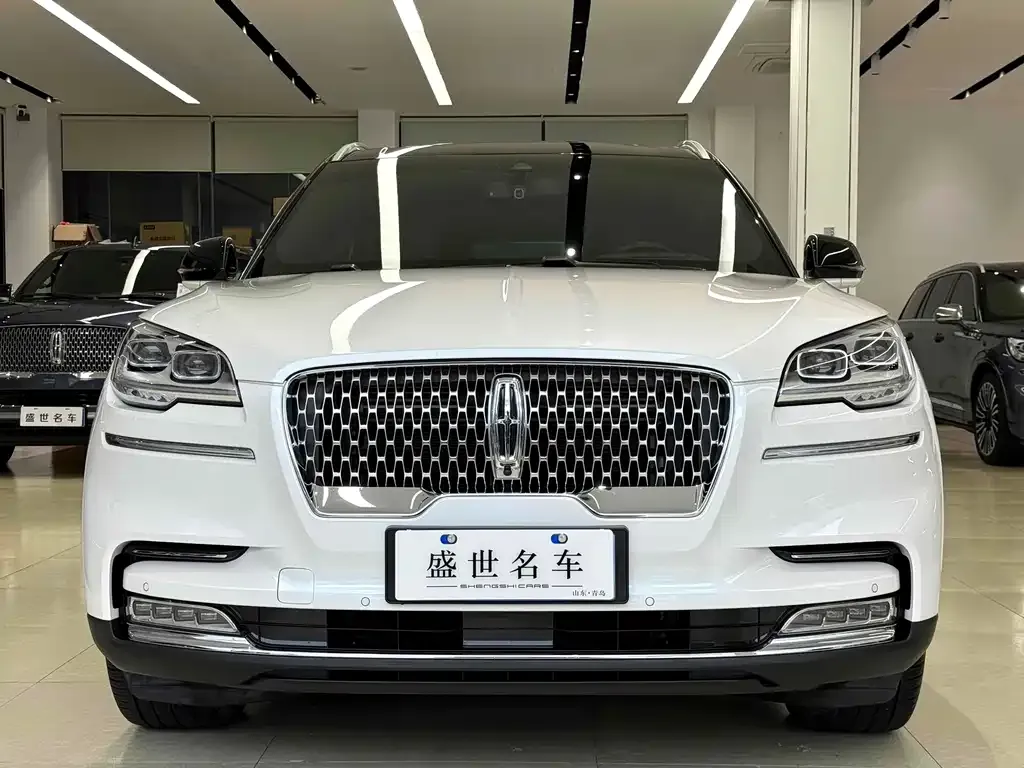 Lincoln Aviator 2021 из CN, фото 2