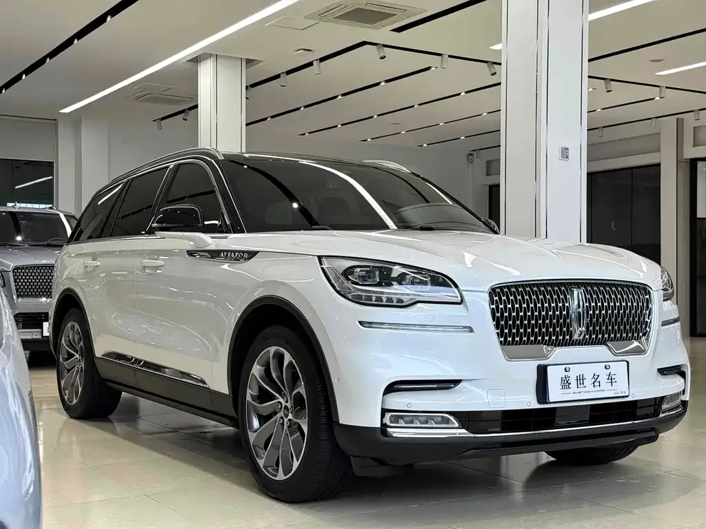 Lincoln Aviator 2021 из CN, фото 3