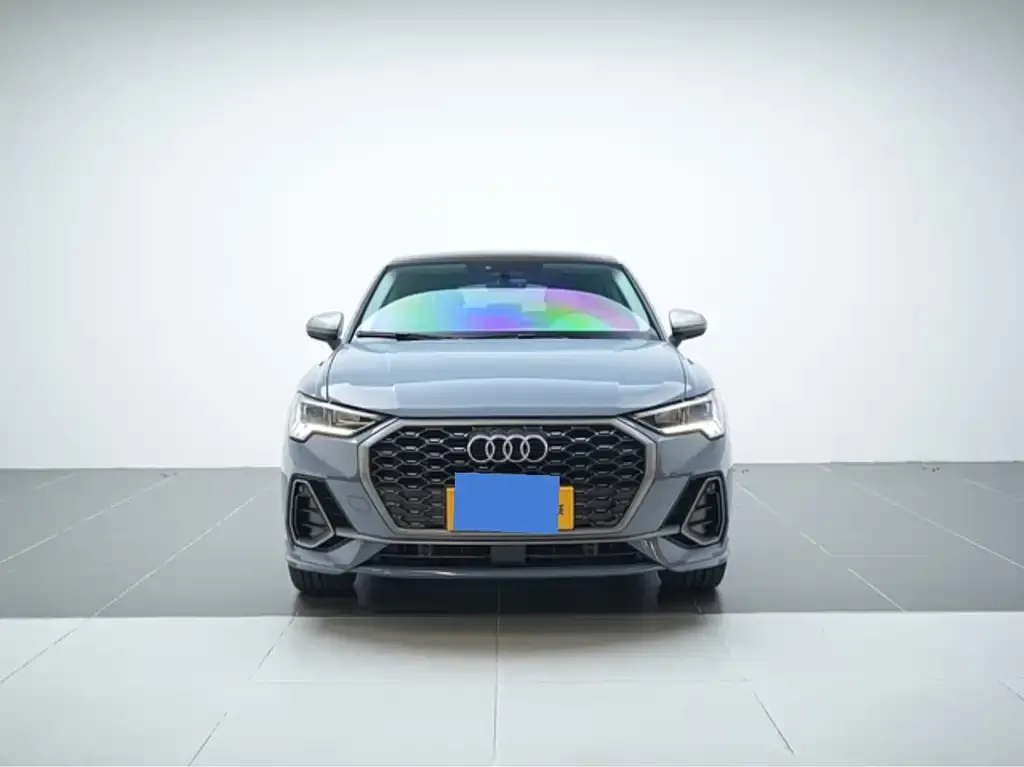 Audi Q3 Sportback — фото 2