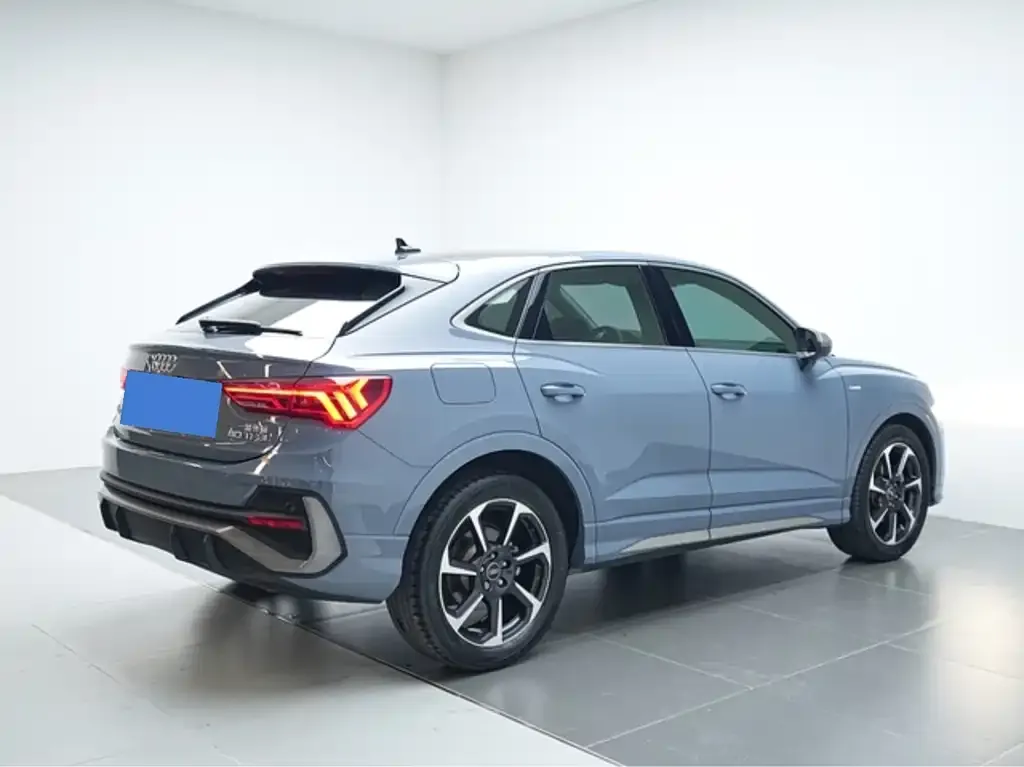Audi Q3 Sportback — фото 6
