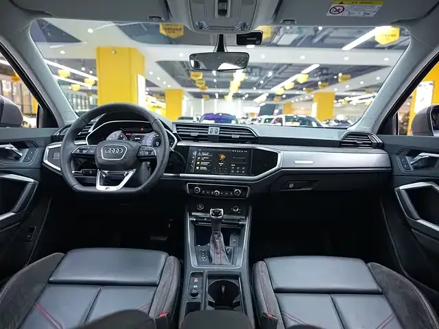 Audi Q3 Sportback — фото 9