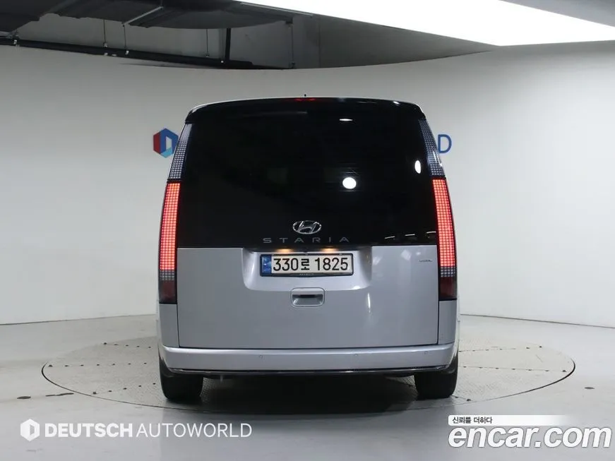 Hyundai Staria 2023 из KR, фото 4