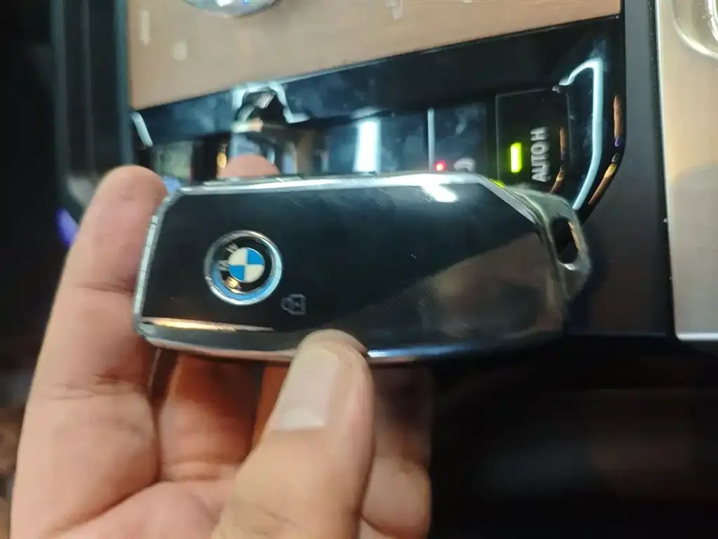 BMW iX 2023 из CN, фото 9