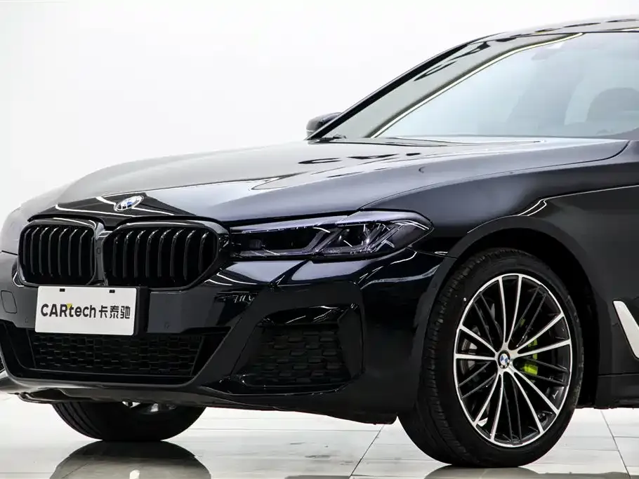 BMW 5 Series 2022 из CN, фото 7