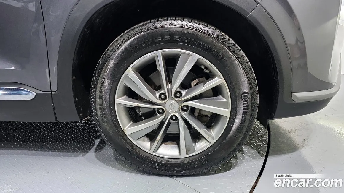 Hyundai Santafe — фото 5