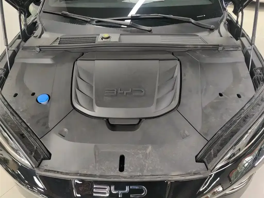 BYD Seal — фото 10