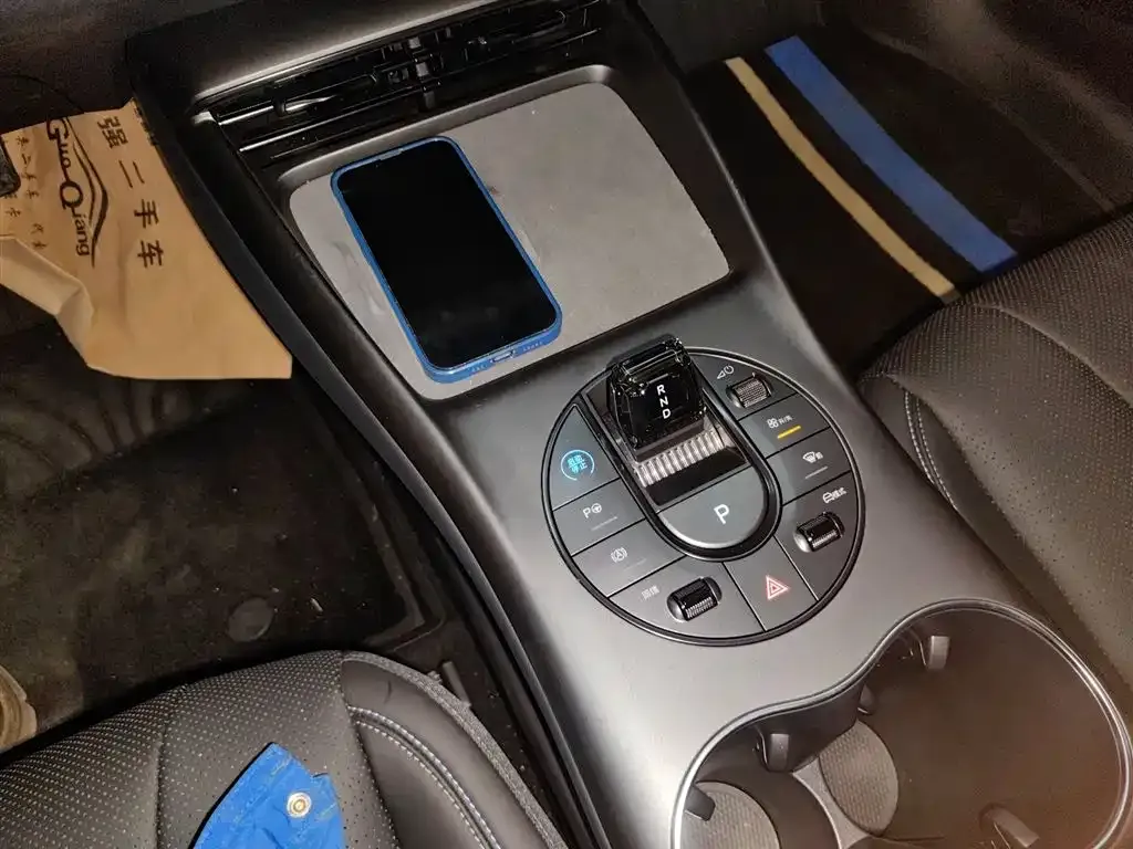 BYD Seal — фото 6
