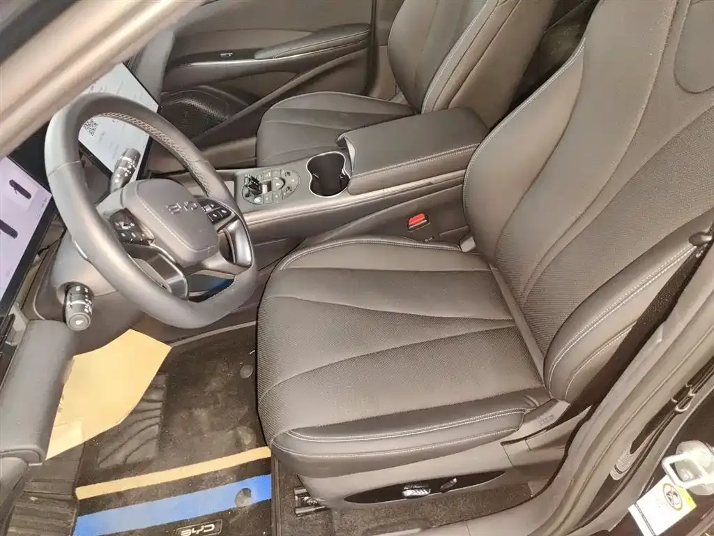 BYD Seal — фото 7