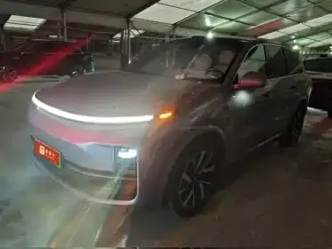 Li Auto L8 2023 из CN, фото 2