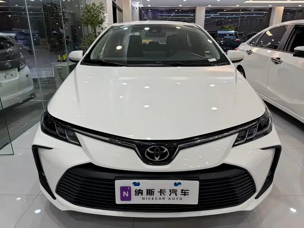 Toyota Corolla 2024 из CN, фото 3