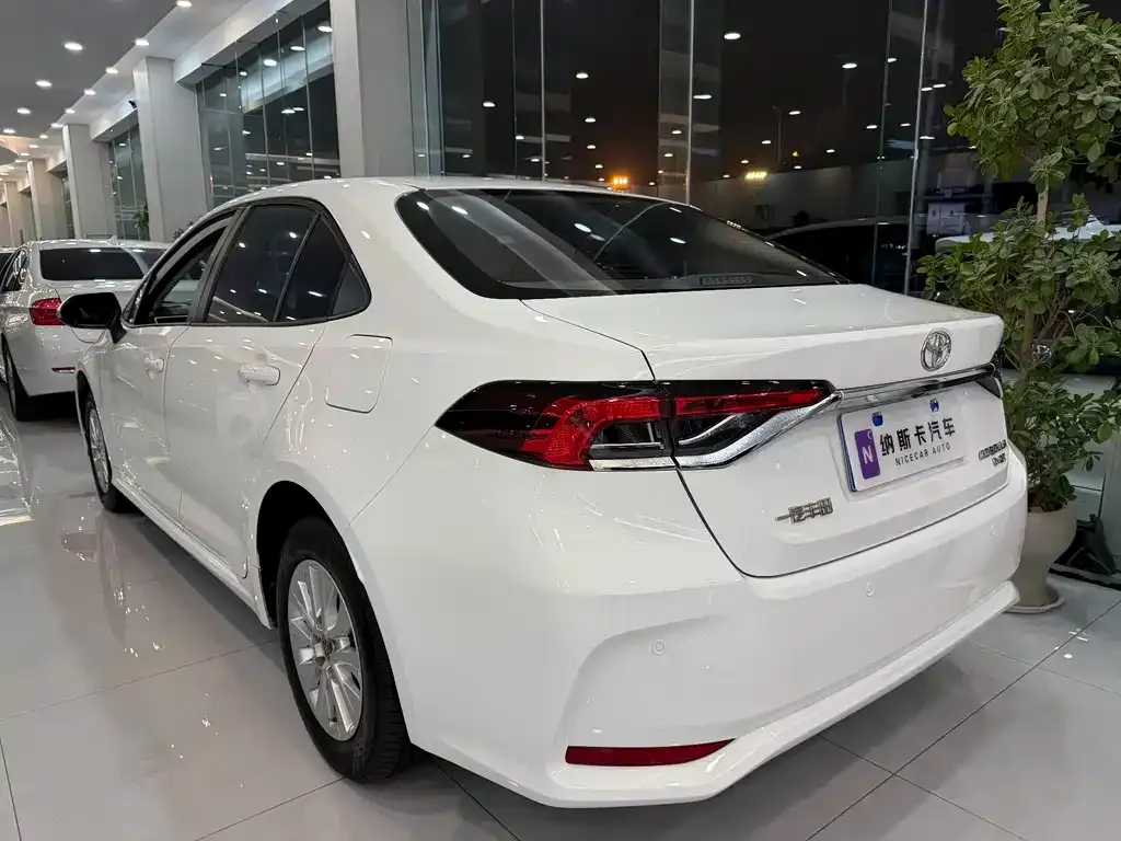 Toyota Corolla 2024 из CN, фото 5