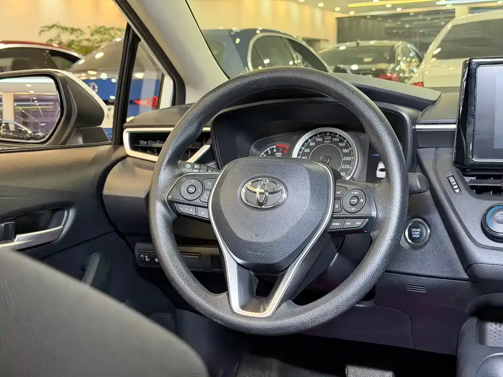 Toyota Corolla 2024 из CN, фото 9