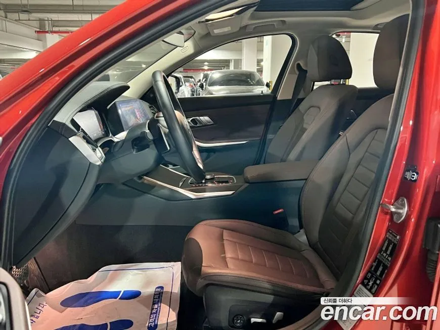 BMW 3-Series 2021 из KR, фото 10