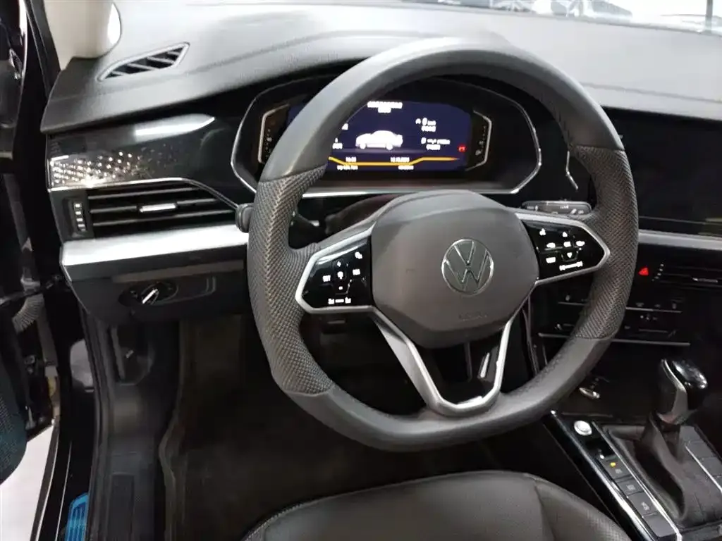 Volkswagen Passat — фото 9