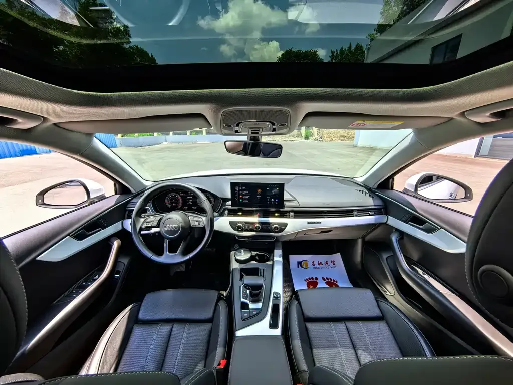 Audi A4L 2022 из CN, фото 9