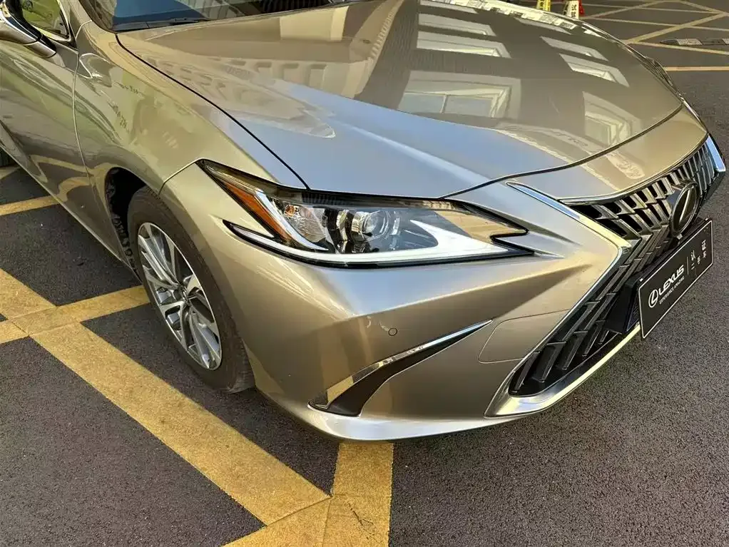 Lexus ES — фото 3
