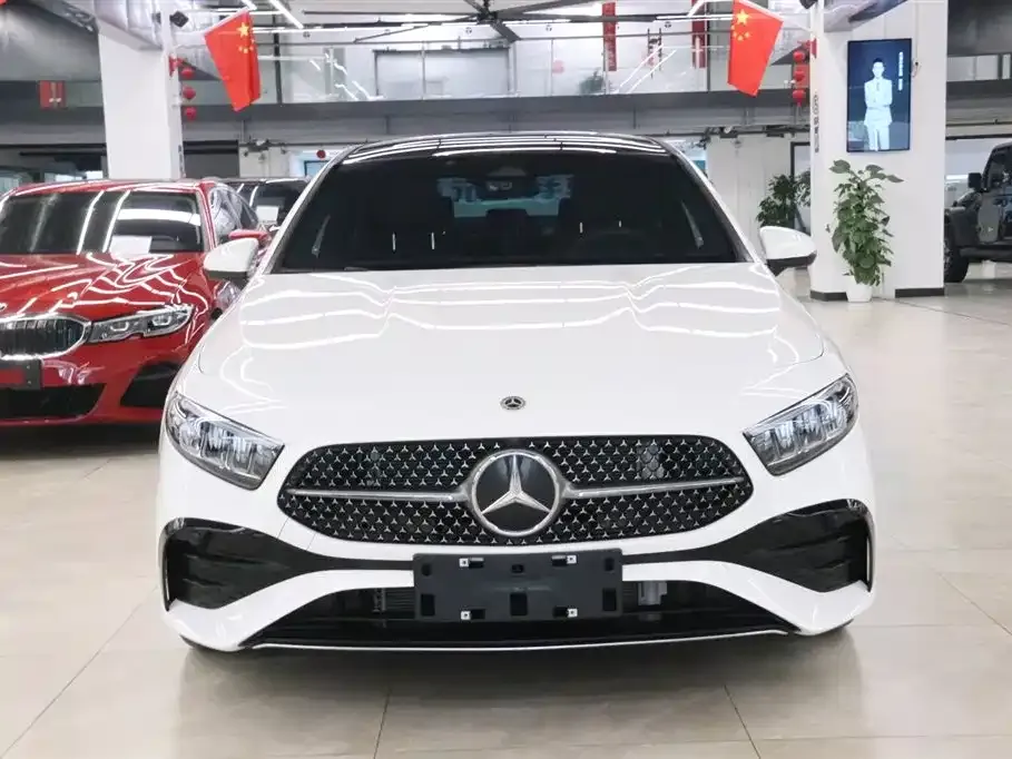 Mercedes-Benz A-Class — фото 2