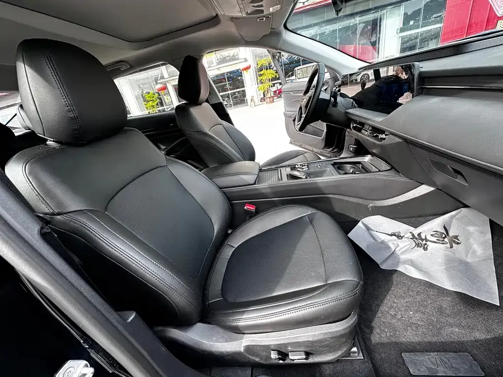 Ford Mondeo 2023 из CN, фото 7