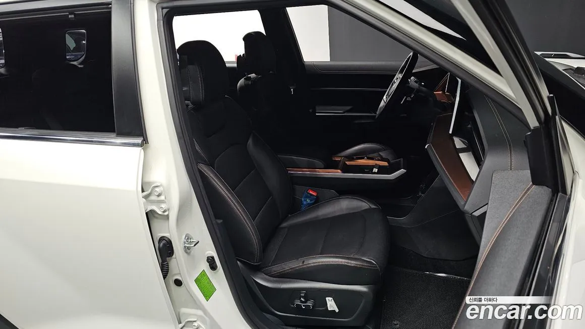 KG Mobility (Ssangyong) Torres — фото 10